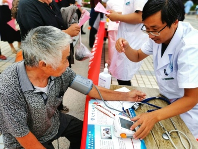 2020年周口市启动阿尔茨海默病预防与干预宣传活动，社会经济咨询服务助力健康老龄化